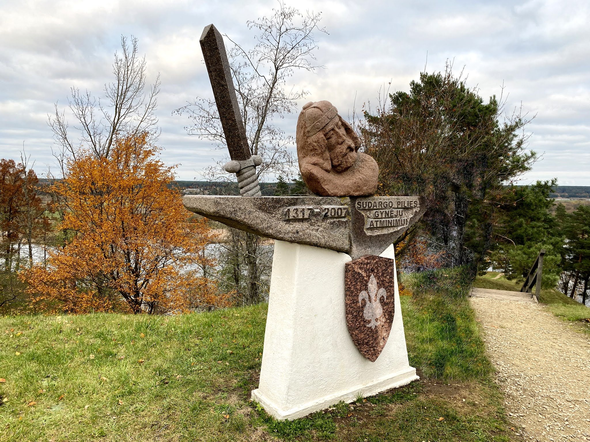 Sudargas mounds (Sudargo piliakalniai)